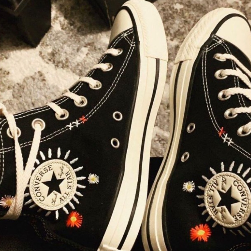 Converse Chuck Taylor All Star Hi Friends For Life - Picture 7 of 8